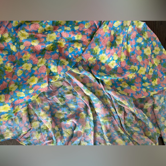 Designer - Picture 9 of 11